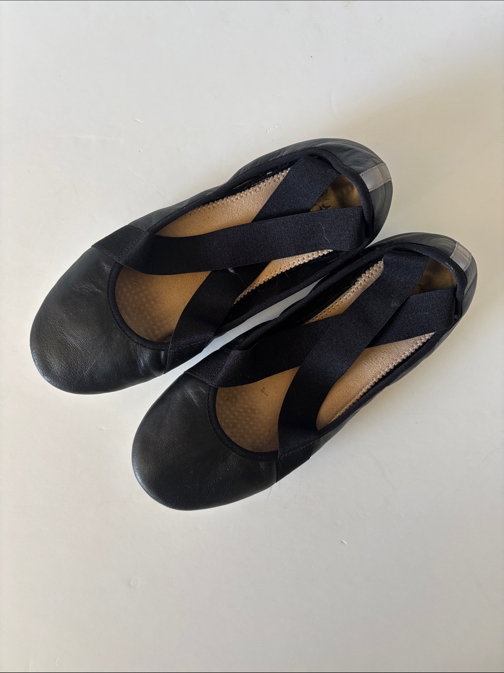 Easy Spirit Black Cross Strap Ballet Flats Size 6.5 Slip On Comfort Shoes